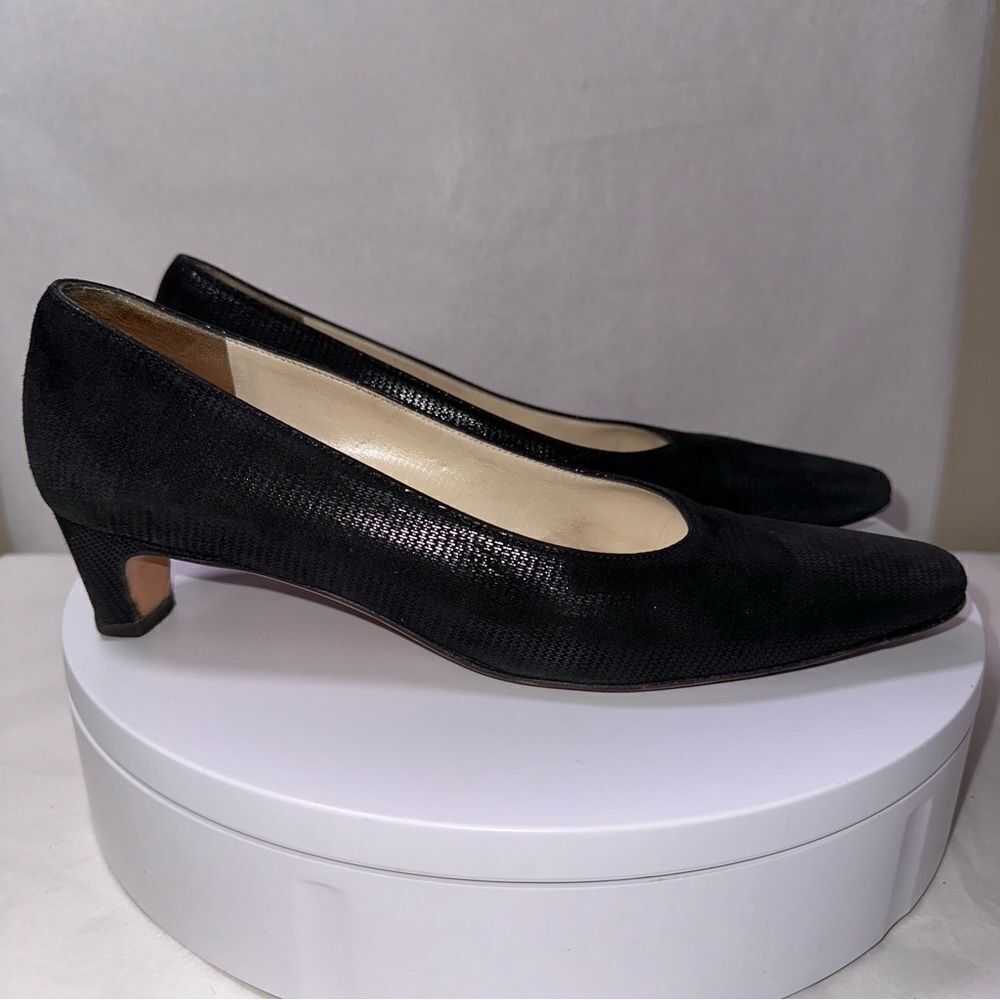 Salvatore Ferragamo heels Black textured pumps size 7. Nice preowned condition.